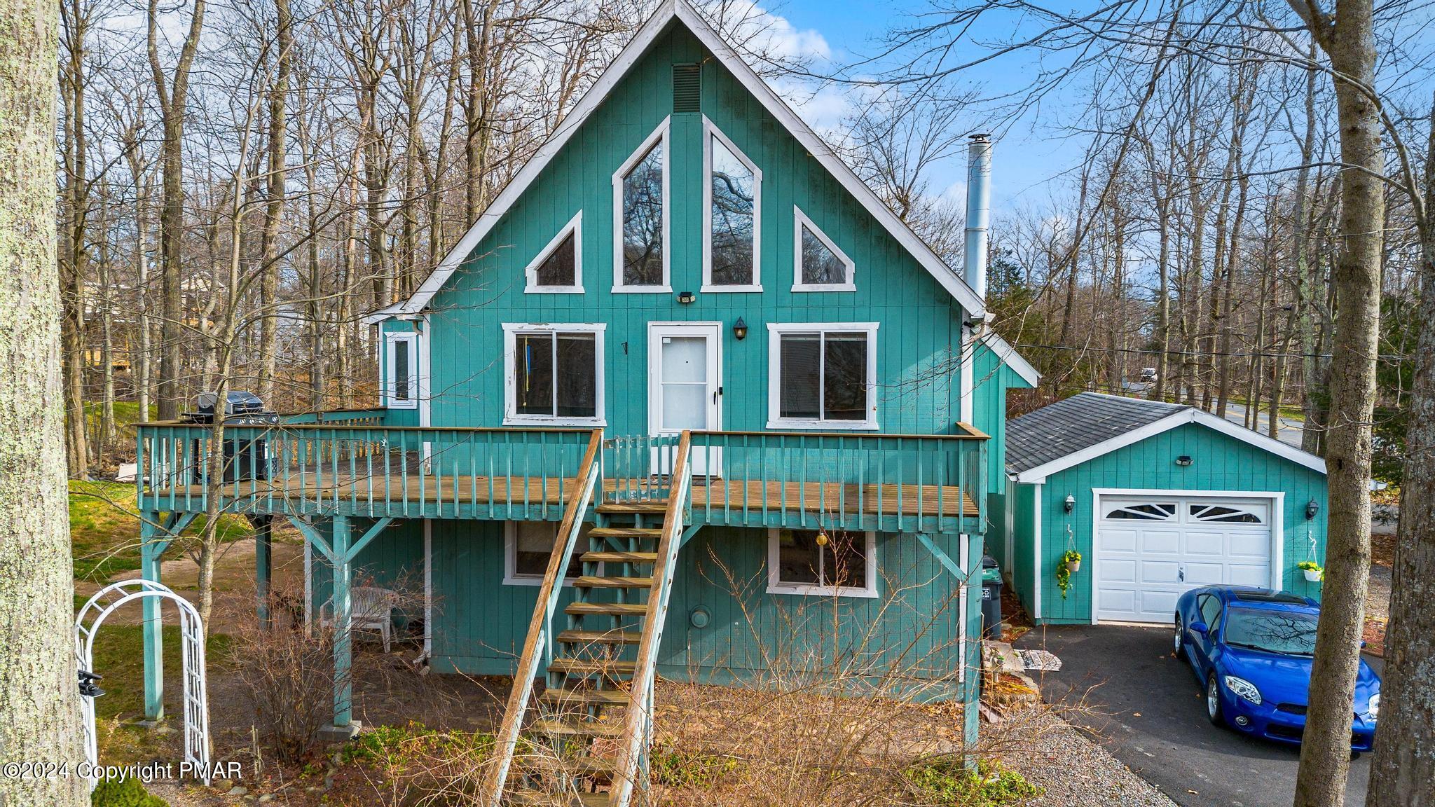 203 Coach Road Tobyhanna, PA 18466 - Photo 3 of 45 a front view of a house with balcony
