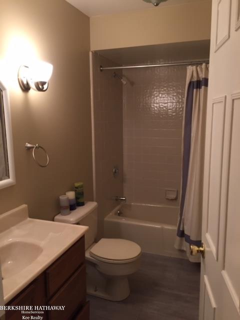 21500 Middlebelt Road Farmington Hills, MI 48336 - Photo 12 of 49