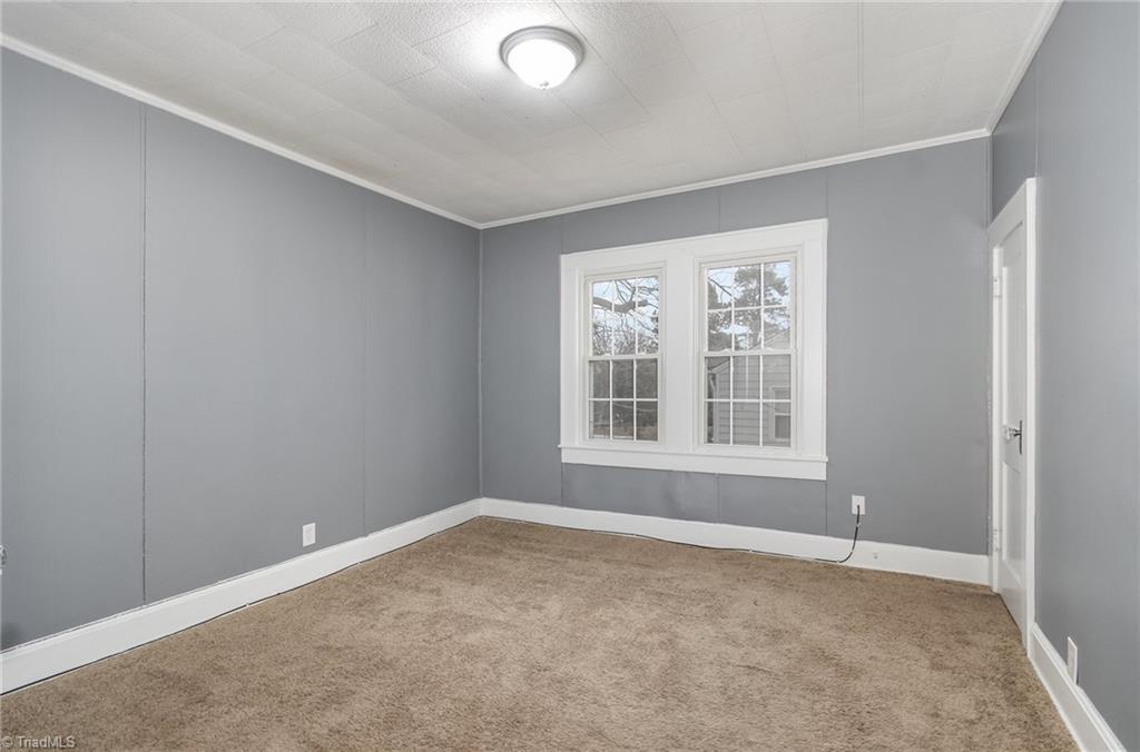 208 Rolling Road Burlington, NC 27217 - Photo 15 of 30 Gallery Image 15