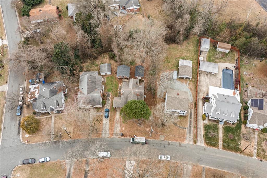 208 Rolling Road Burlington, NC 27217 - Photo 29 of 30 Gallery Image 29