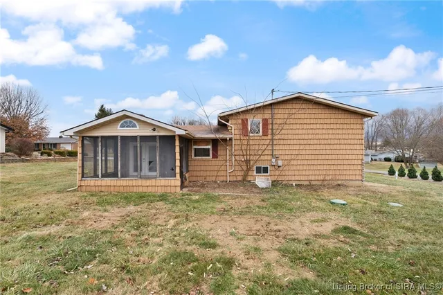 $135,000 | 107 Lakeview Drive, Salem, IN 47167