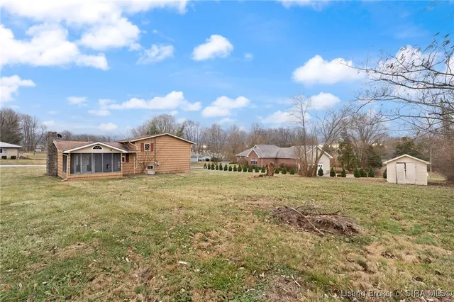 $135,000 | 107 Lakeview Drive, Salem, IN 47167