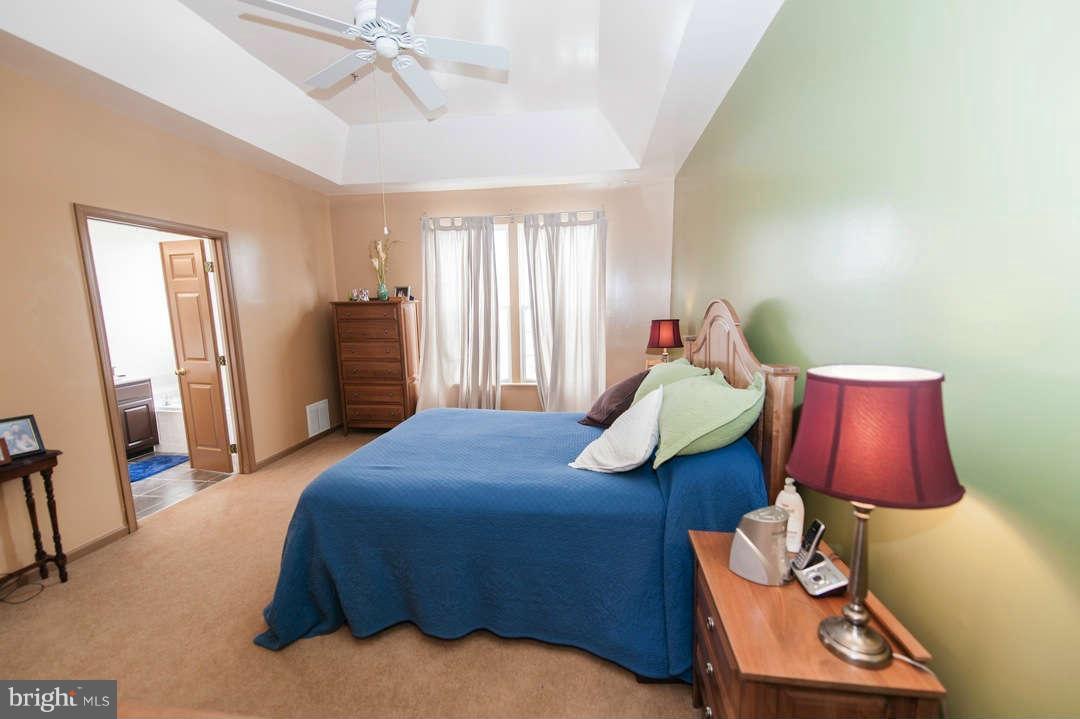 613 Gaither Road Rockville, MD 20850 - Photo 20 of 30 Bedroom (Master)