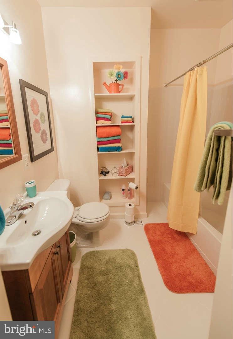 613 Gaither Road Rockville, MD 20850 - Photo 24 of 30 Bath