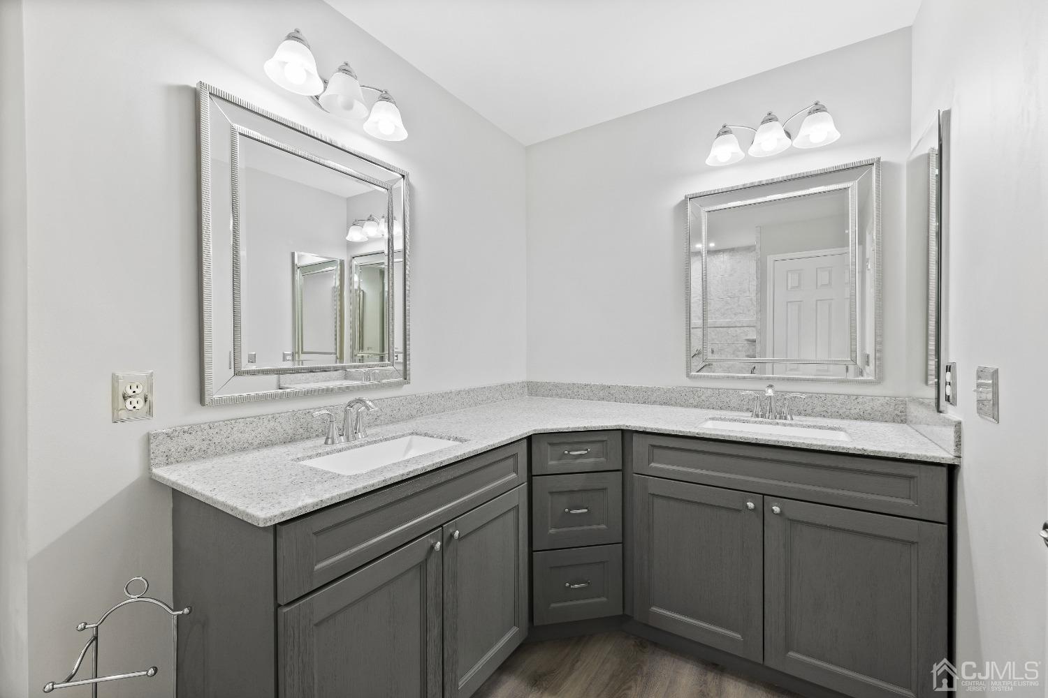 73 Winthrop Road, Unit F Monroe Township, NJ 08831 - Photo 16 of 29 Gallery Image 16