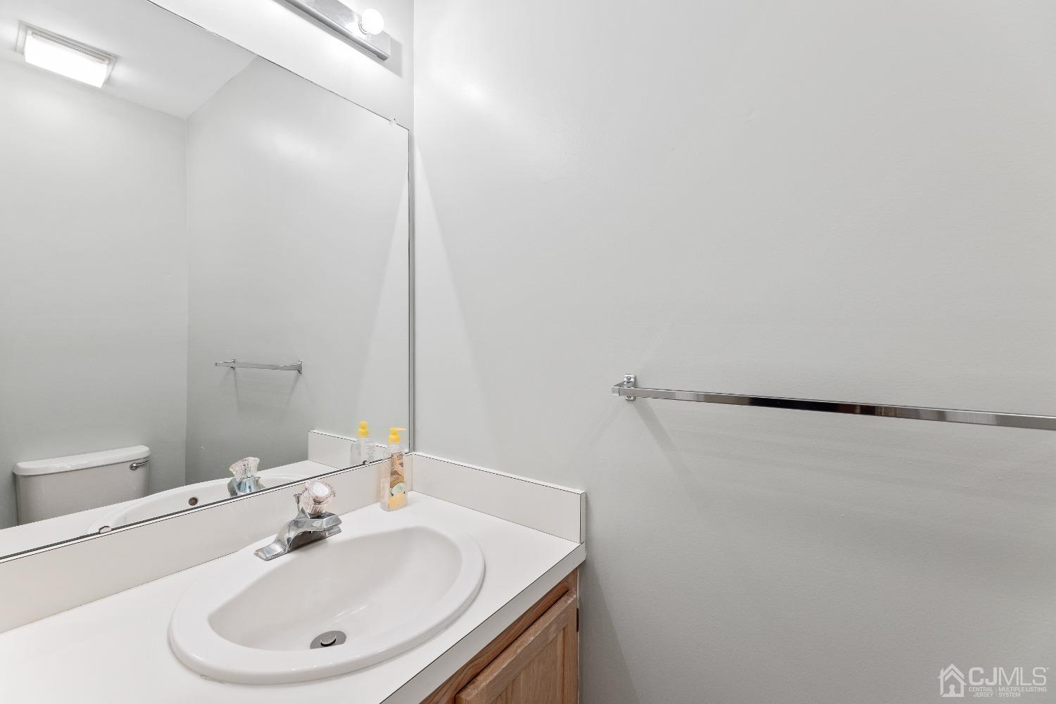 73 Winthrop Road, Unit F Monroe Township, NJ 08831 - Photo 18 of 29 Gallery Image 18