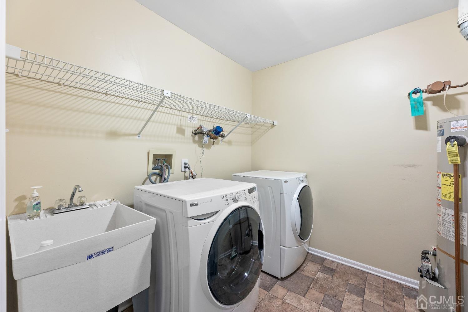 73 Winthrop Road, Unit F Monroe Township, NJ 08831 - Photo 19 of 29 Gallery Image 19