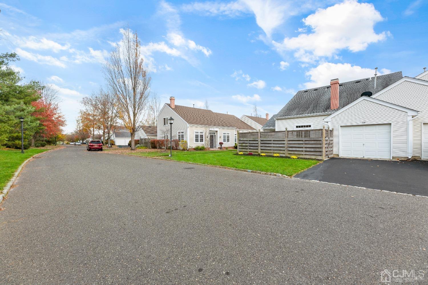 73 Winthrop Road, Unit F Monroe Township, NJ 08831 - Photo 27 of 29 Gallery Image 27