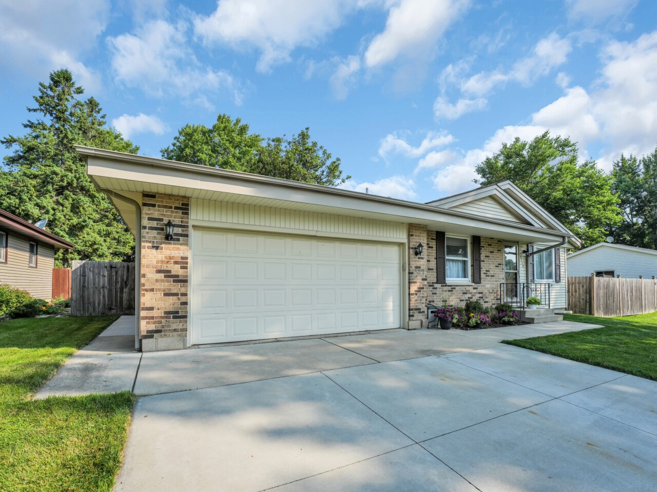 5114 Kings Circle Racine, WI 53406 - Photo 1 of 1 Photo 1