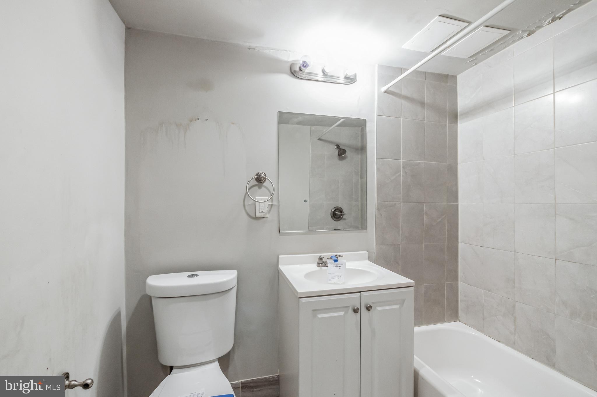9284 Adelphi Road, Unit 103 Hyattsville, MD 20783 - Photo 19 of 29 Gallery Image 19