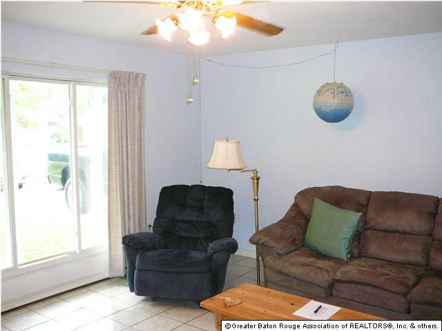 1877 Denver Drive Baton Rouge, LA 70810 - Photo 9 of 14 Gallery Image 9