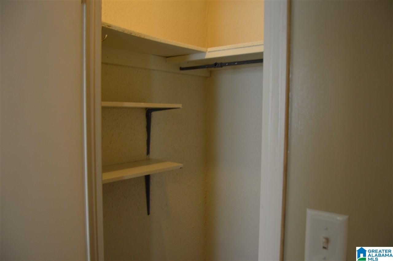811 1st Avenue West Alabaster, AL 35007 - Photo 9 of 36