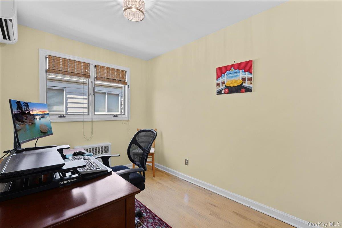 1415 Reed Place Bronx, NY 10465 - Photo 14 of 26