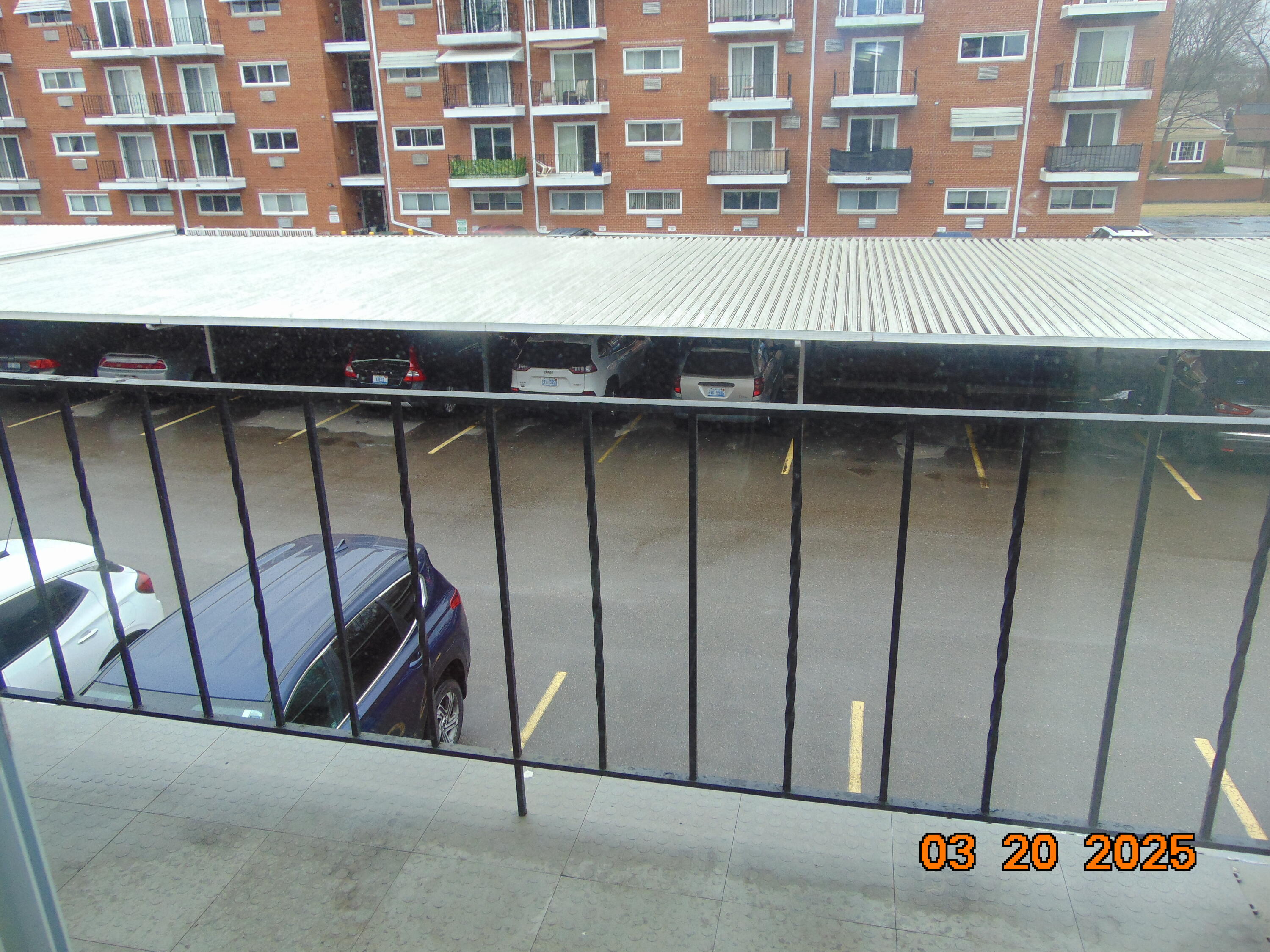 2915 West 13 Mile Road, Unit 209 Royal Oak, MI 48073 - Photo 25 of 29 13 mile 24