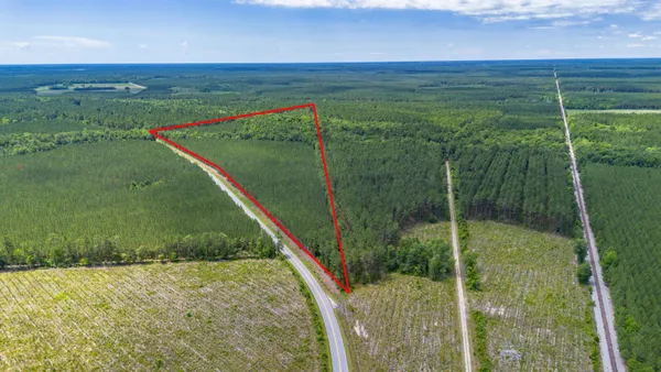 $299,900 | Ten 10 Acre Road, Andrews, SC 29510