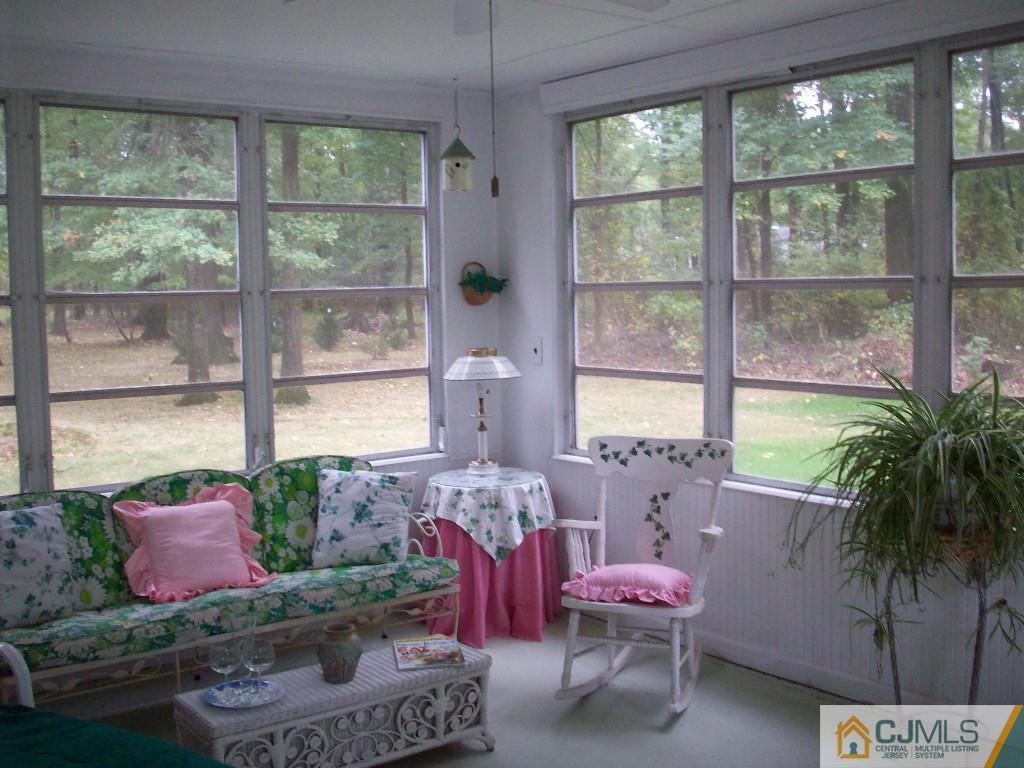 112 George Avenue Edison, NJ 08820 - Photo 2 of 17 Gallery Image 2