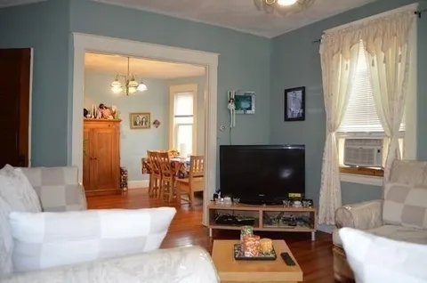 $3,000 | 19 Montfern Avenue, Unit 3, Boston, MA 02135