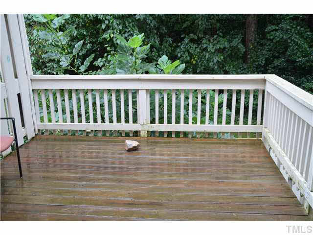 810 Green Ridge Drive Raleigh, NC 27609 - Photo 8 of 11 Gallery Image 8