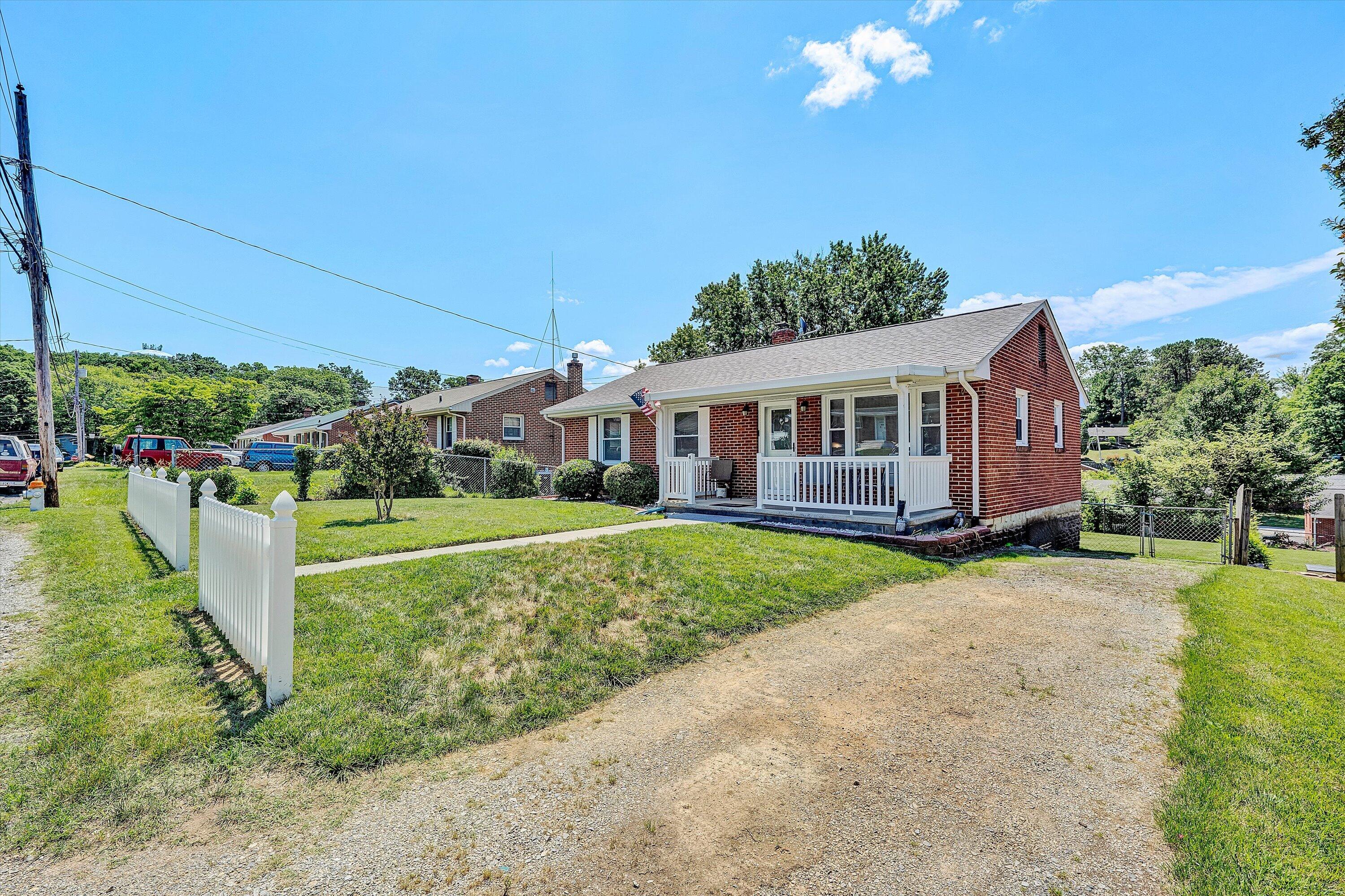 4928 Pomeroy Road Northwest Roanoke, VA 24017 - Photo 35 of 36 35-SGP-01960