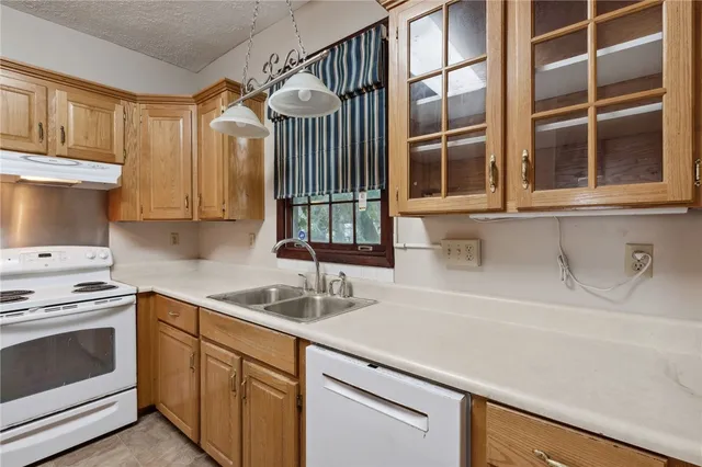 $399,000 | 400 1st Street, Folkston, GA 31537