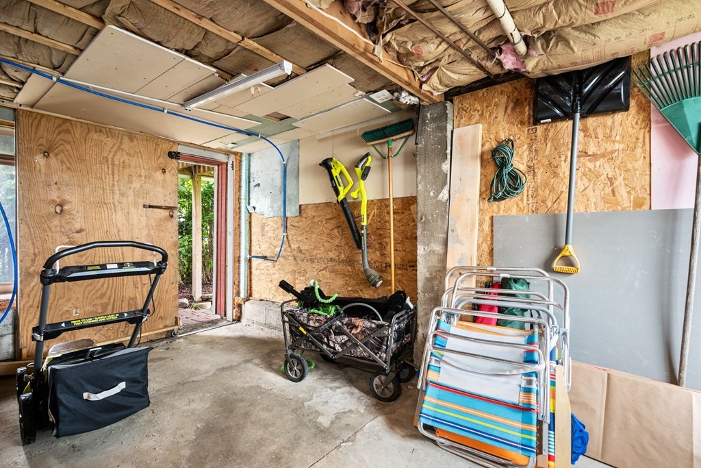 81 Spring Street Quincy, MA 02169 - Photo 18 of 40 Gallery Image 18