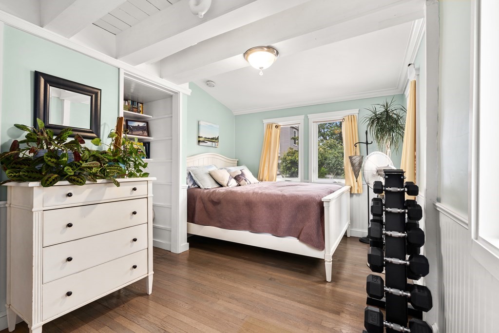 81 Spring Street Quincy, MA 02169 - Photo 10 of 40 Gallery Image 10
