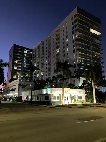 $3,000 | 1551 North Flagler Drive, Unit 1504, West Palm Beach, FL 33401