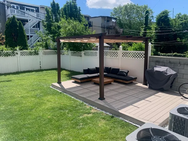 $3,500 | 229 Maverick Street, Unit 1, Boston, MA 02128