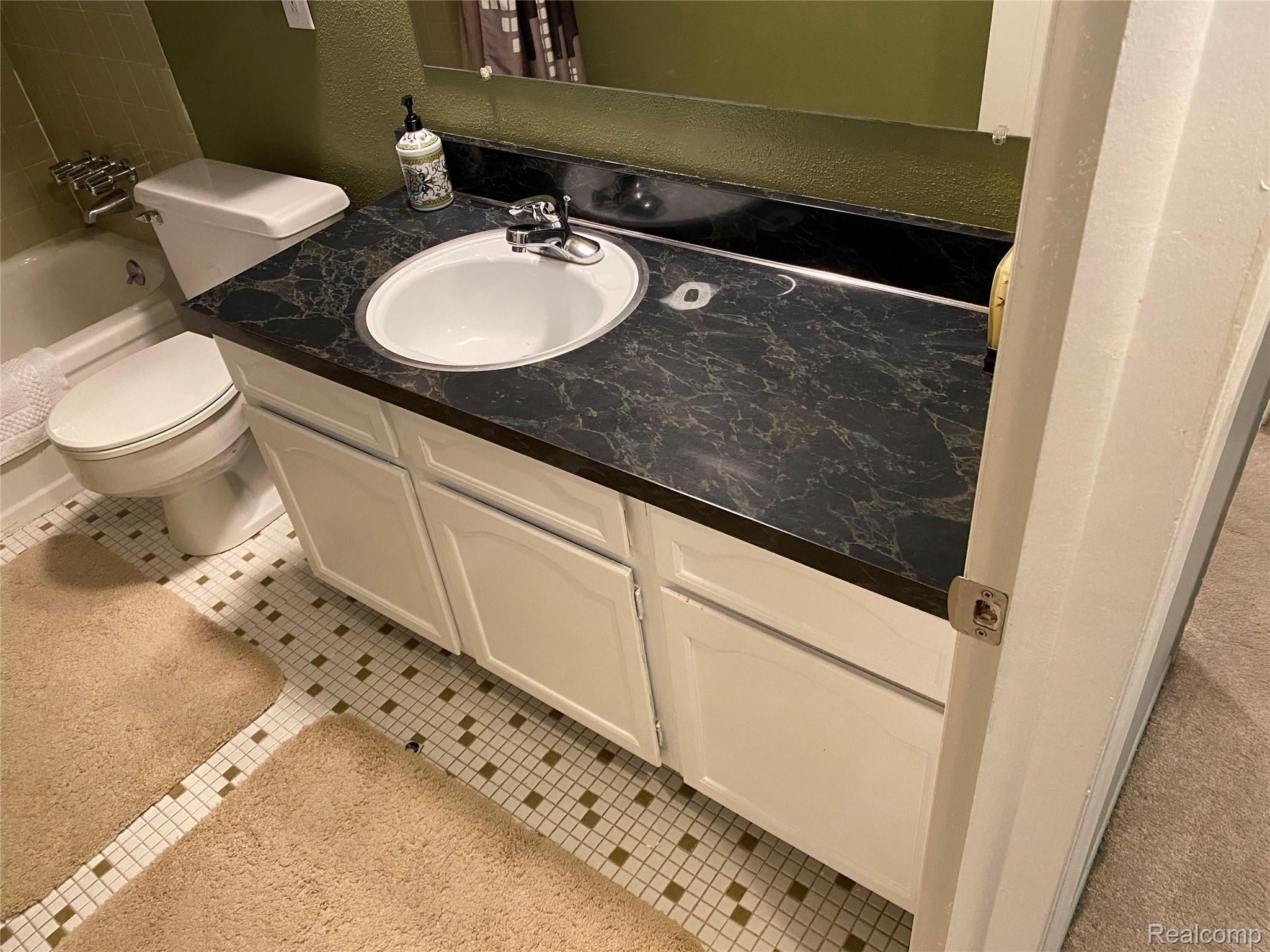 153 Cardwell Street Inkster, MI 48141 - Photo 18 of 40 IMG-8607 - Copy.jpg