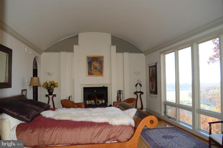 289 Mountainside Road Harpers Ferry, WV 25425 - Photo 3 of 21 Bedroom (Master)