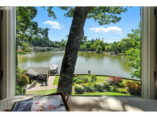 $4,000,000 | 16755 Graef Circle, Lake Oswego, OR 97035