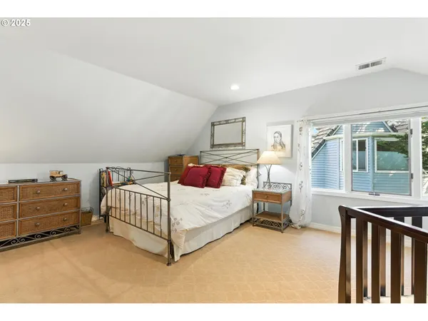 $4,000,000 | 16755 Graef Circle, Lake Oswego, OR 97035