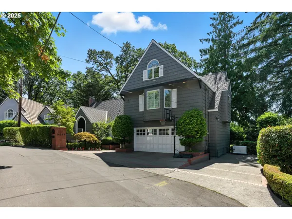$4,000,000 | 16755 Graef Circle, Lake Oswego, OR 97035