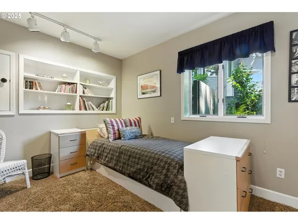 $4,000,000 | 16755 Graef Circle, Lake Oswego, OR 97035