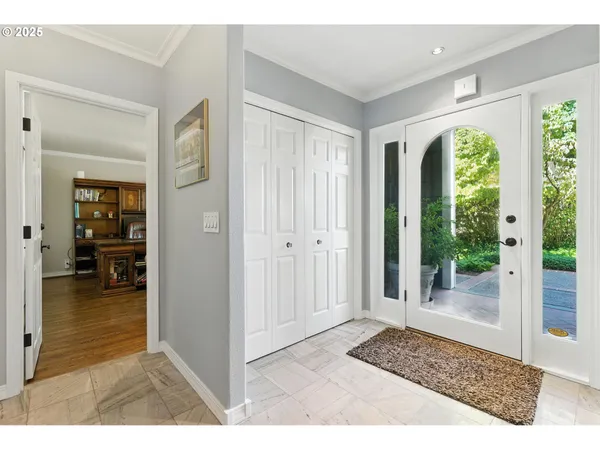 $4,000,000 | 16755 Graef Circle, Lake Oswego, OR 97035