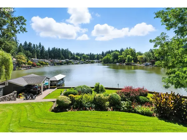 $4,000,000 | 16755 Graef Circle, Lake Oswego, OR 97035
