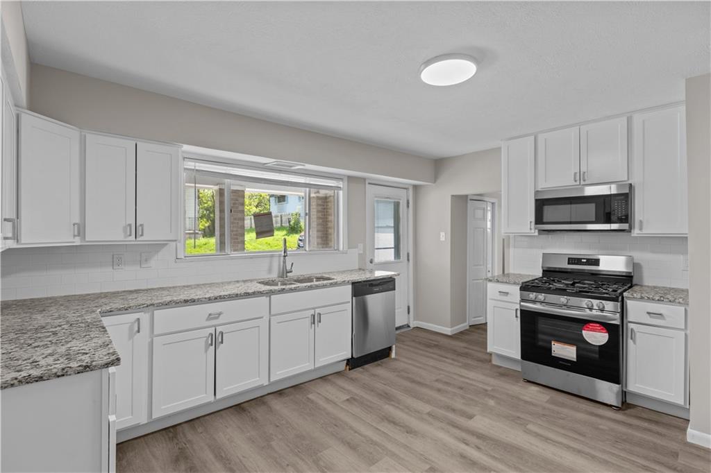 228 Marion Street McKees Rocks, PA 15136 - Photo 6 of 22 Gallery Image 6