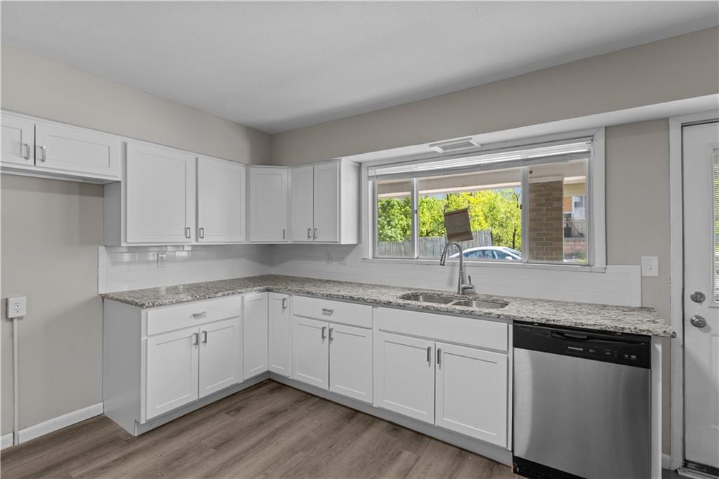228 Marion Street McKees Rocks, PA 15136 - Photo 7 of 22 Gallery Image 7