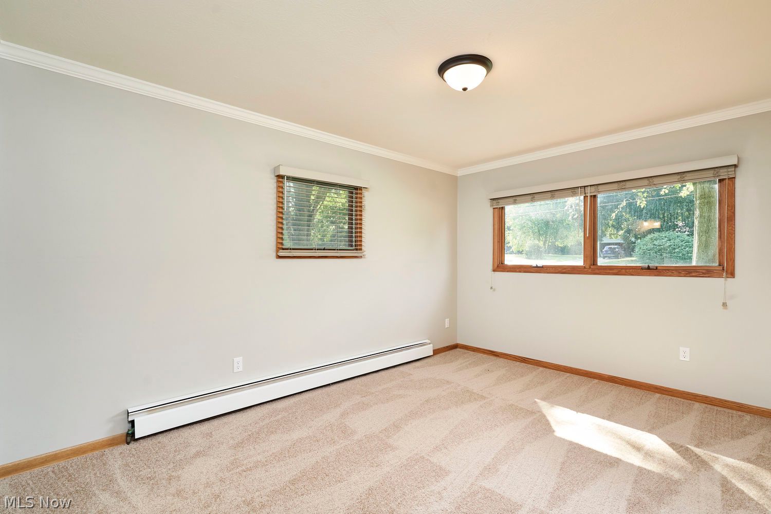 1097 Oak Tree Road Akron, OH 44320 - Photo 7 of 24