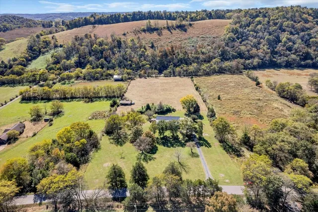 $450,000 | 487 County Line Road, Lynchburg, TN 37352