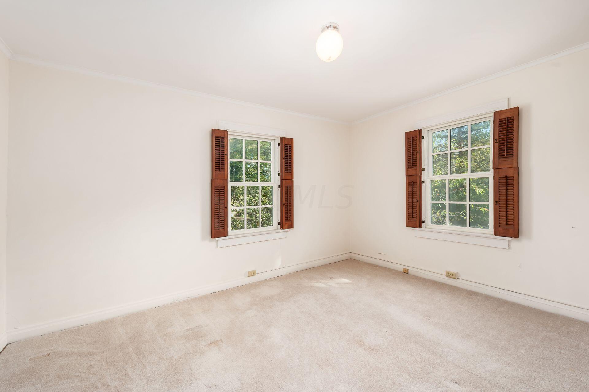 99 North Cassingham Road Columbus, OH 43209 - Photo 15 of 29 21_99 N Cassingham Rd, Columbus, OH 4320