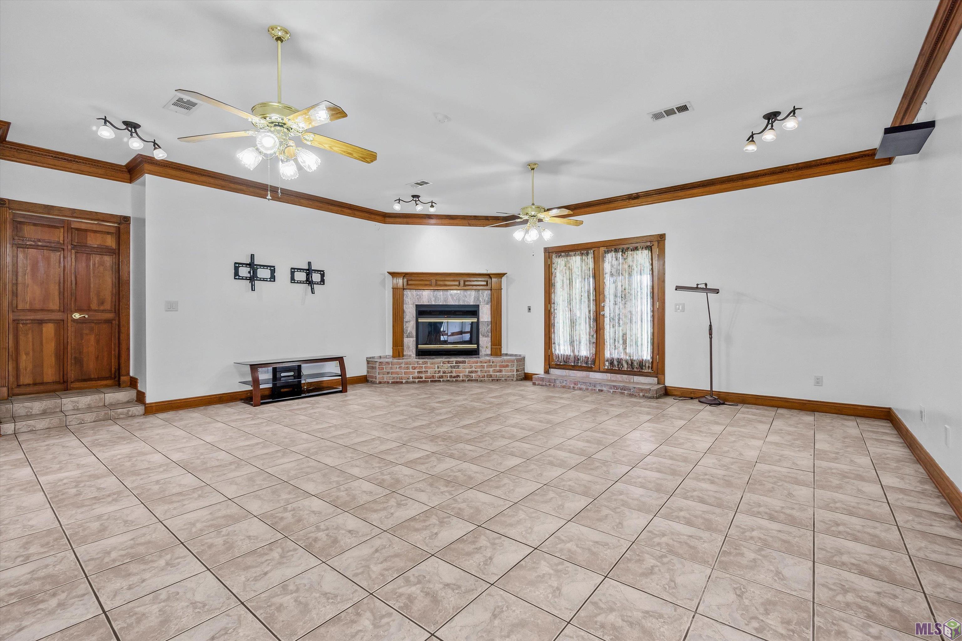 6168 Brewerton Road Gonzales, LA 70737 - Photo 4 of 34