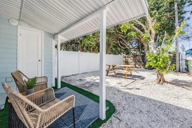 a view of walk in closet