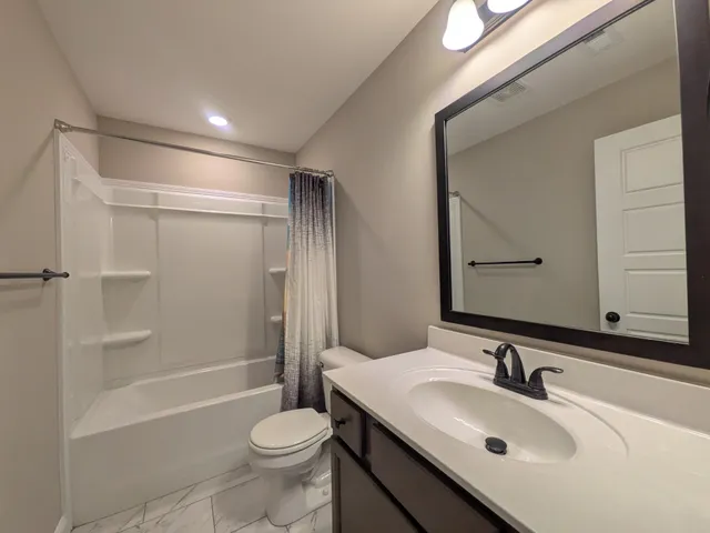 $1,900 | 816 Lutz Lane, Clarksville, TN 37042