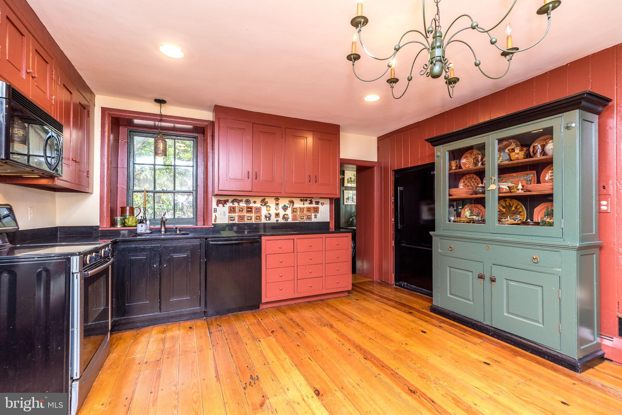4522 New Hope Road New Hope, PA 18938 - Photo 16 of 101 Large Kitchen with hard wood flooring