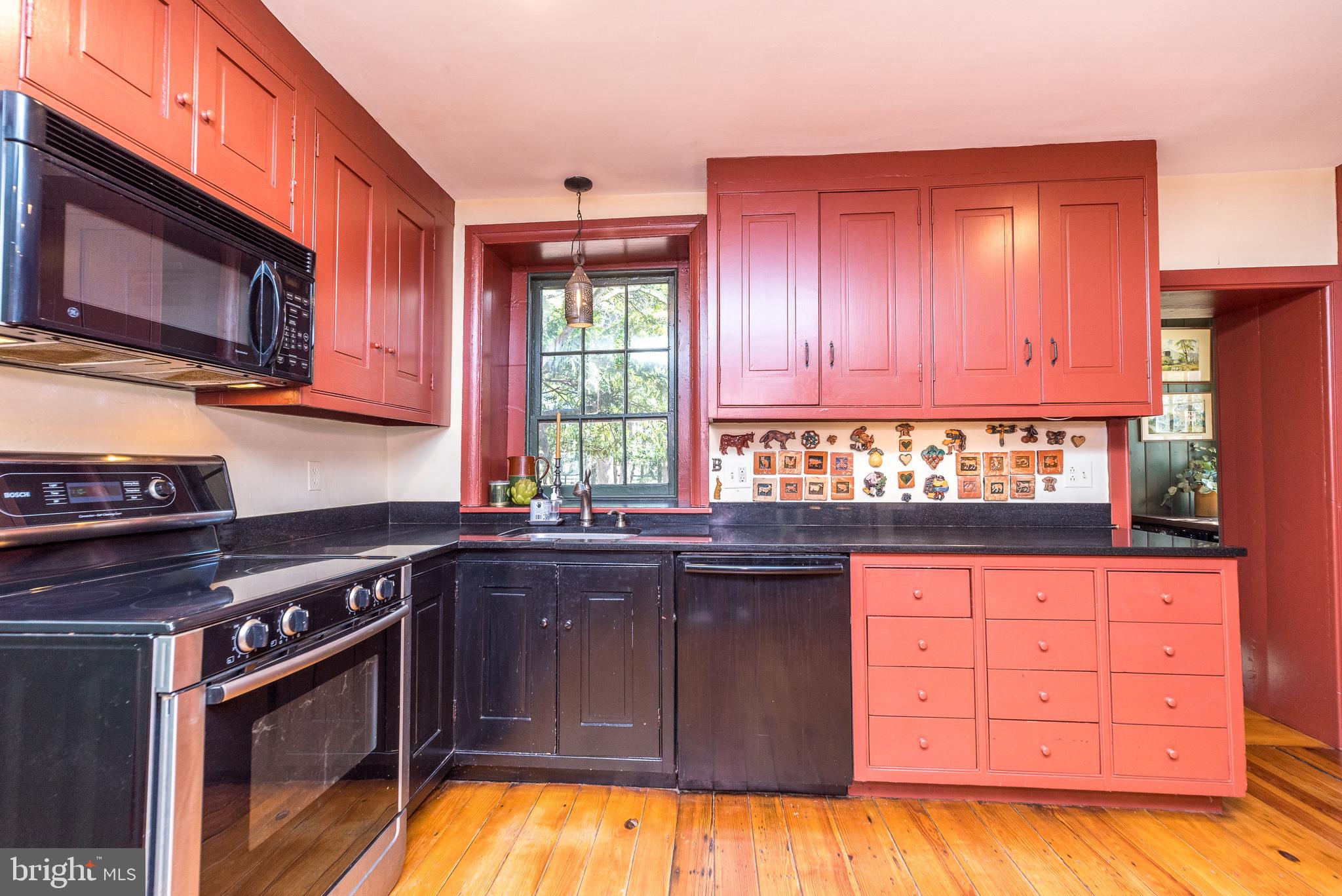 4522 New Hope Road New Hope, PA 18938 - Photo 18 of 101 Plenty of cabinetry in kitchen