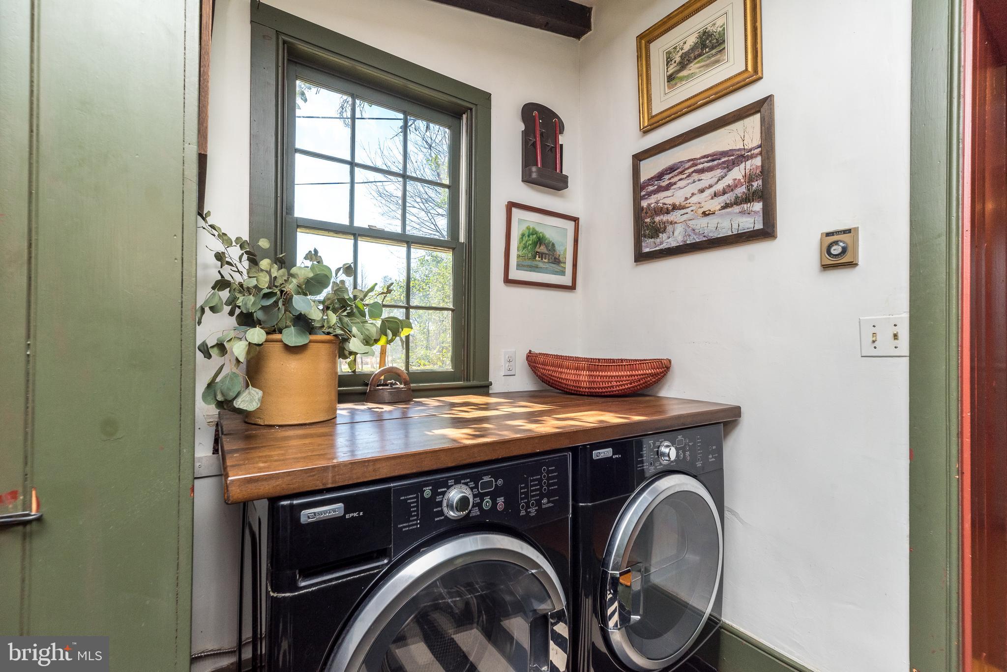 4522 New Hope Road New Hope, PA 18938 - Photo 26 of 101 Cheerful laundry area