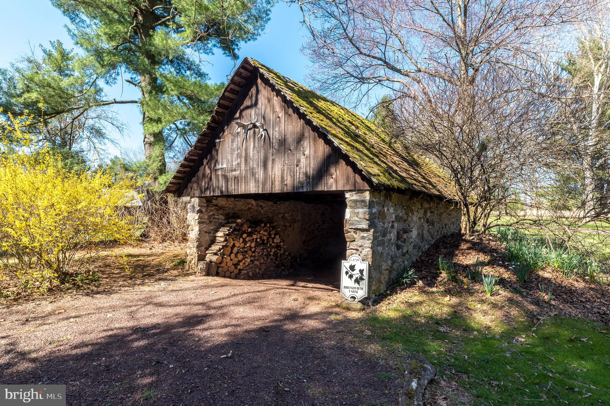 4522 New Hope Road New Hope, PA 18938 - Photo 73 of 101 Ice house-could be a garage