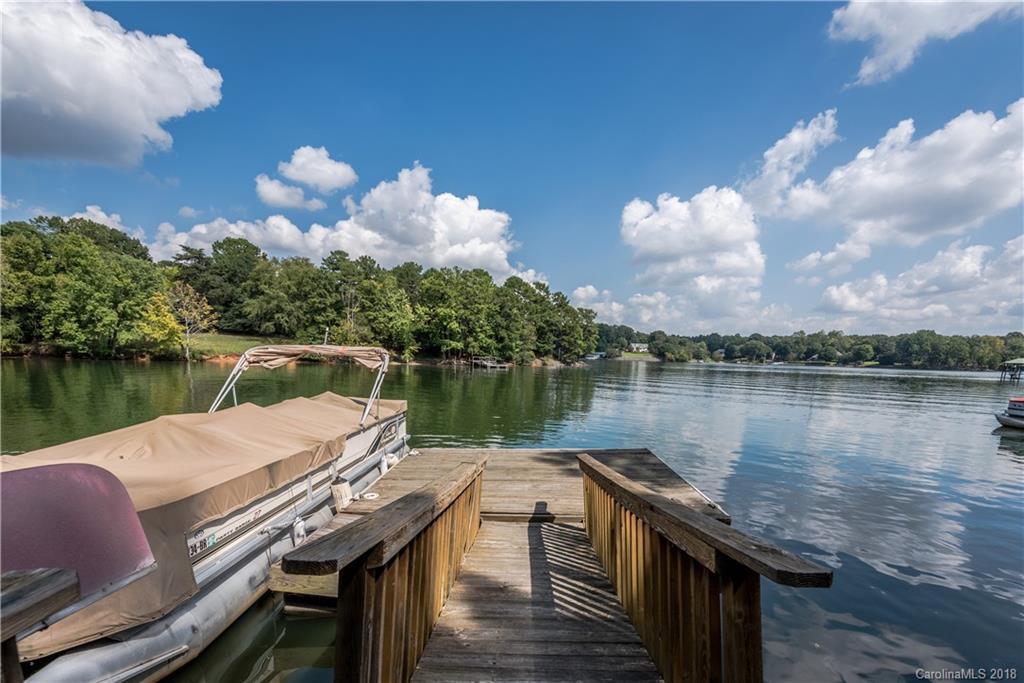 1112 Palmyra Drive Tega Cay, SC 29708 - Photo 1 of 36 Gallery Image 1