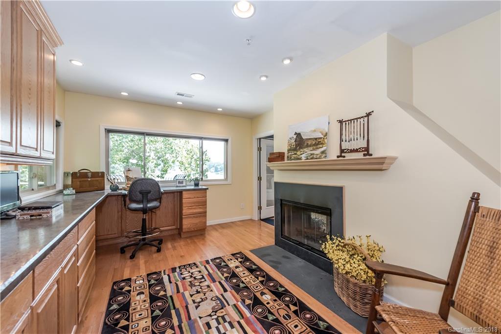 1112 Palmyra Drive Tega Cay, SC 29708 - Photo 18 of 36 Gallery Image 18